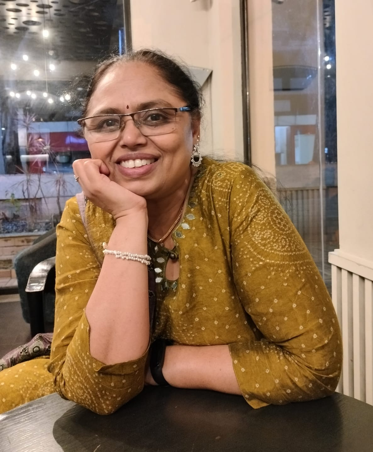 Mrs. Akilandeswari